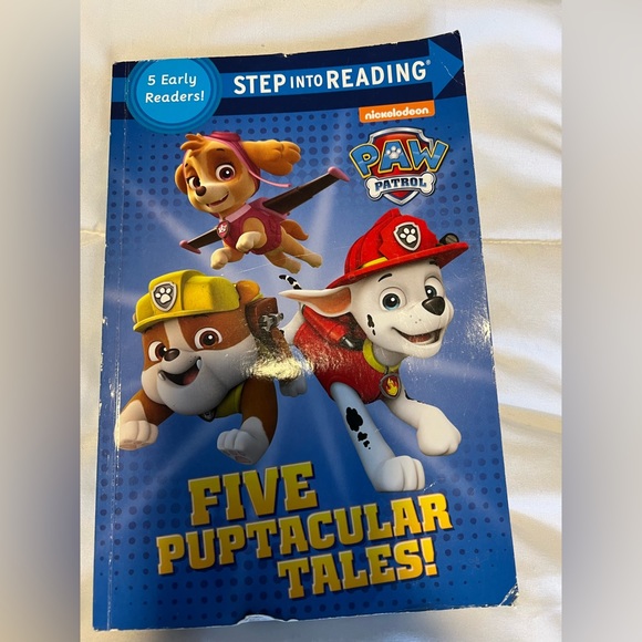 Kids Reading Books 3 in set Disney, Nick Jr., Pete the Cat - Picture 3 of 4